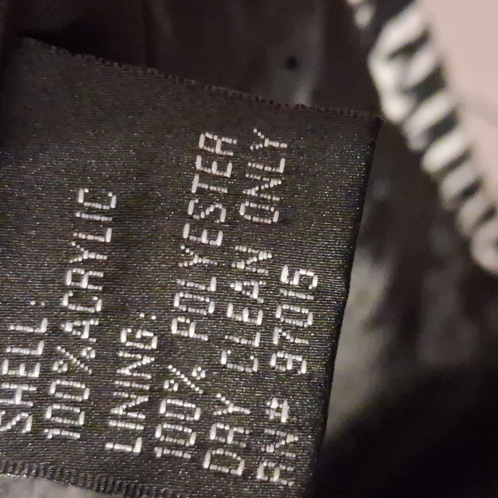 LEVINE Black & White Houndstooth Patterned Coat - Picture 7 of 7